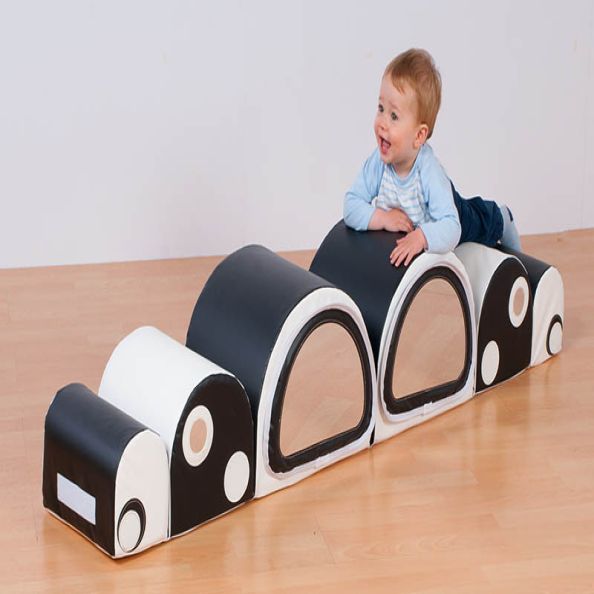 Caterpillar Mirror Bumps Play Set Black & White | Creative Activity